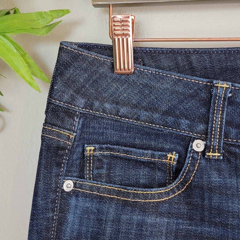 American Eagle Artist Crop Jeans Dark Blue Cropped Low Rise Stretch Denim AE 10 - Picture 2 of 9